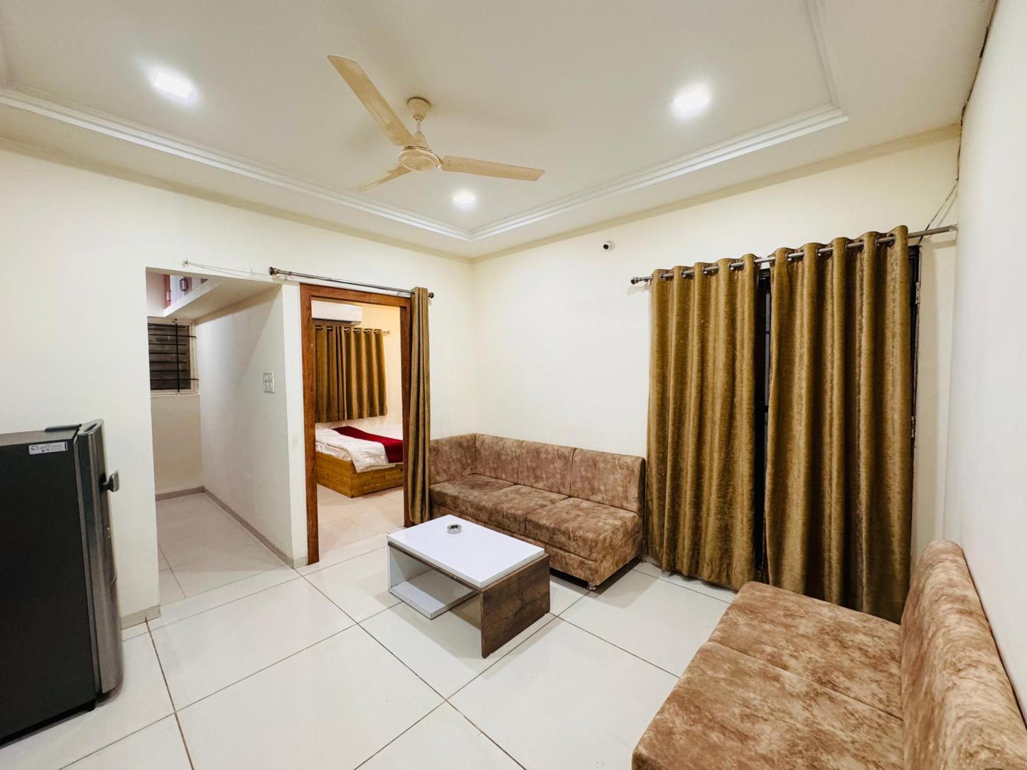 Home Escape 1Bhk Apartment Near Bombay Hospital Індаур Екстер'єр фото