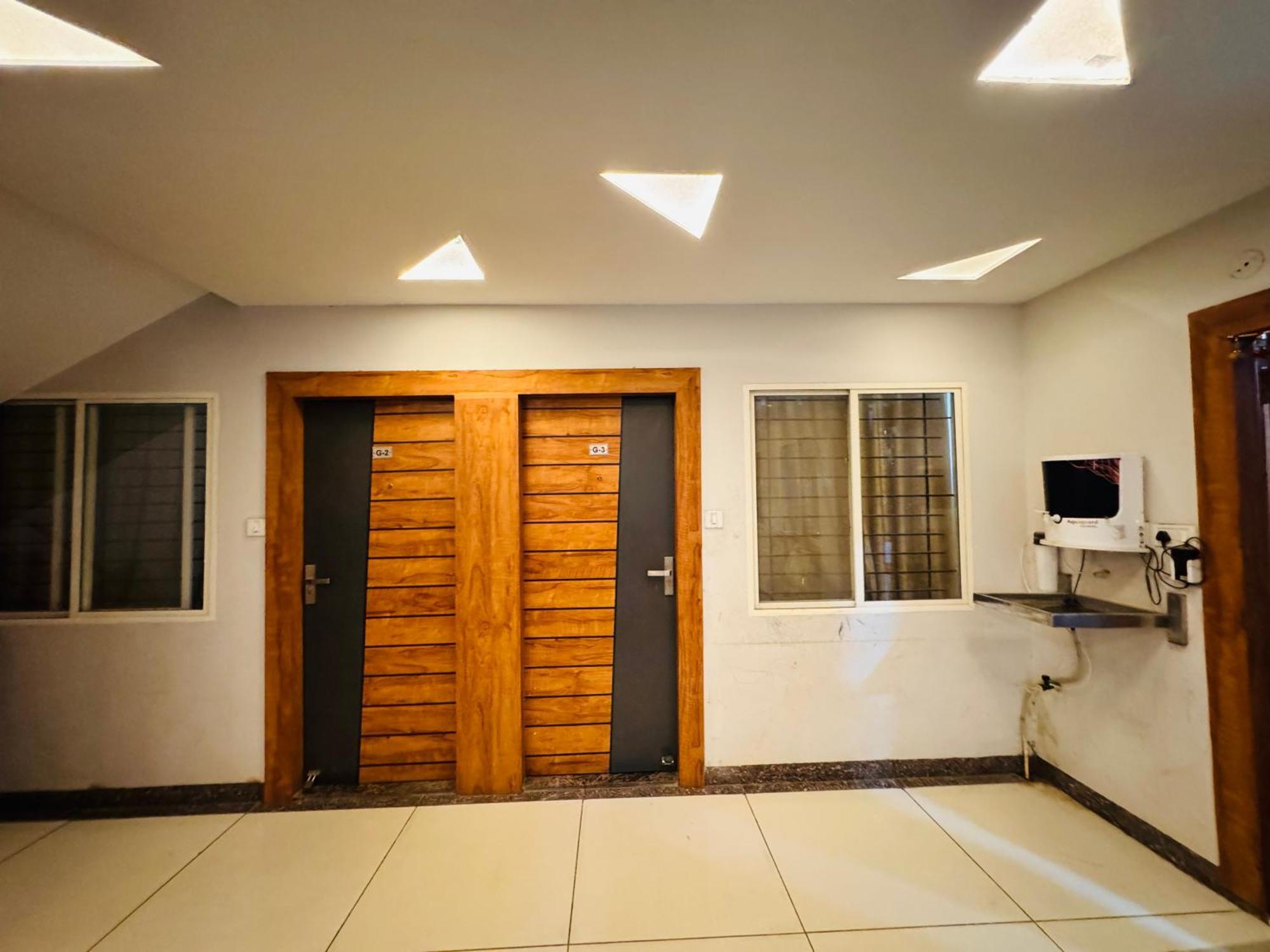 Home Escape 1Bhk Apartment Near Bombay Hospital Індаур Екстер'єр фото